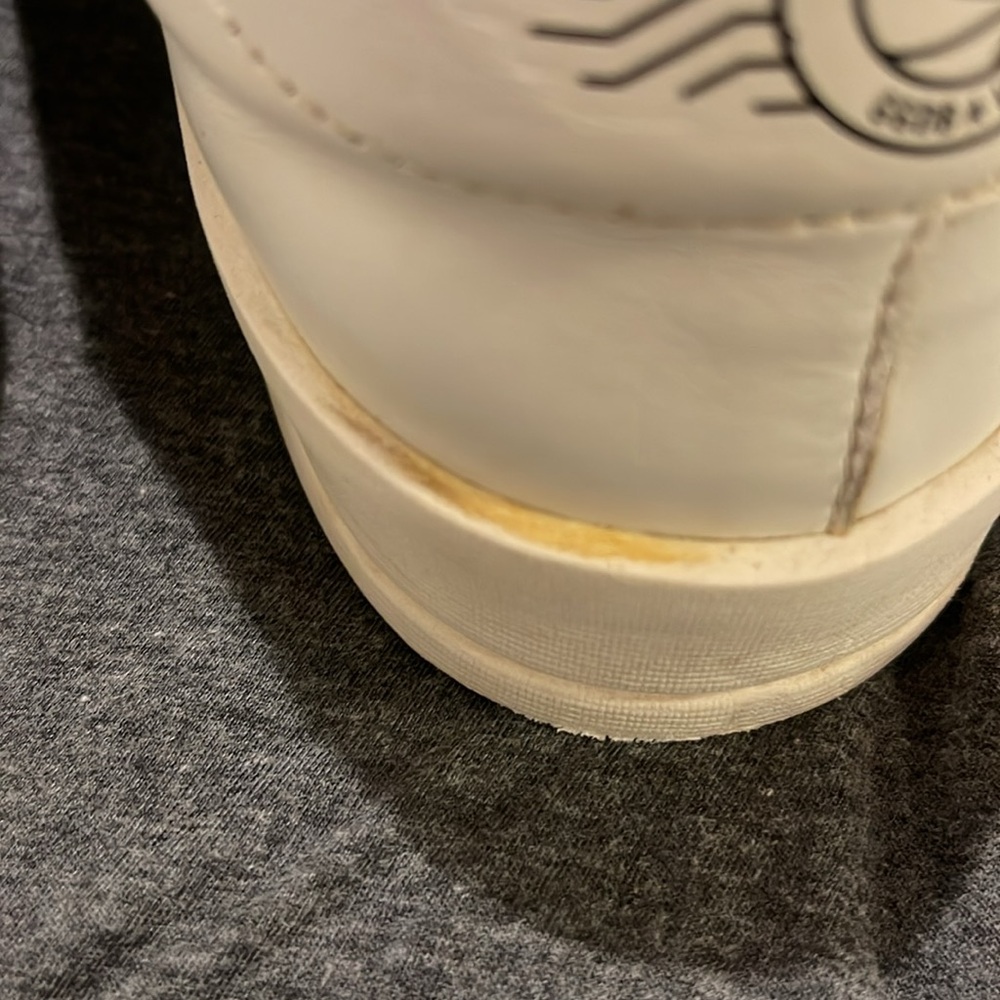 Golden Goose White Leather Sneakers - Picture 6 of 17